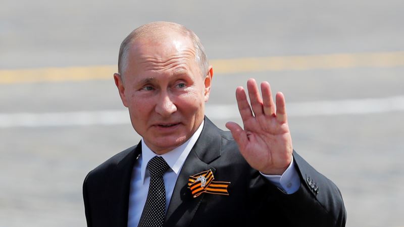 Putin: Usvajanje ustavnih amandmana uslov razvoja Rusije  
