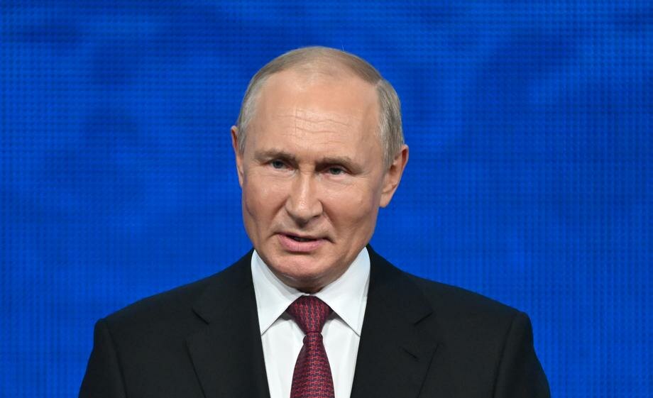 Putin: Zapad spreman da izazove obojene revolucije i masakr