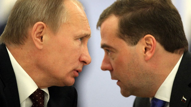 Putin i Medvedev - kraj velike rokade