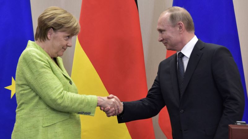 Putin i Merkel razgovarali o sukobima u Ukrajini i Siriji 