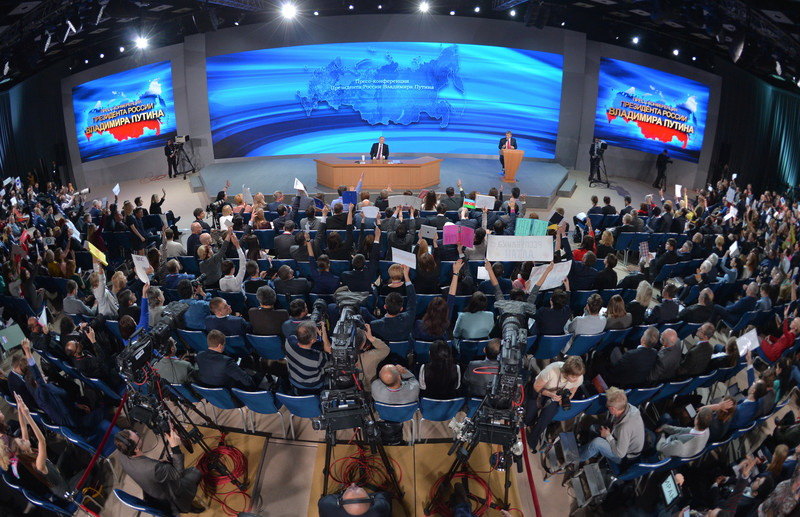 Putin na godišnjoj konferenciji pred rekordnih 1.895 novinara (VIDEO)