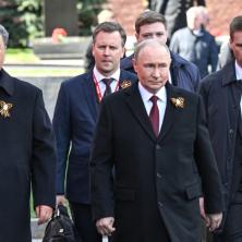 Putin na paradi u Moskvi: Nikada nećemo pristati na revizionizam s pokušajem da se krvnici opravdaju