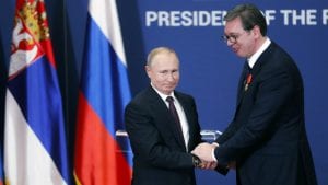 Putin obećao Vučiću pomoć iz Rusije