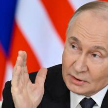 Putin poslao upozorenje Oni pokušavaju da nas uguše: Rusija neće “prostreti crveni tepih” za strane kompanije