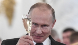  Putin poželio Rusima promene na bolje u 2018. godine