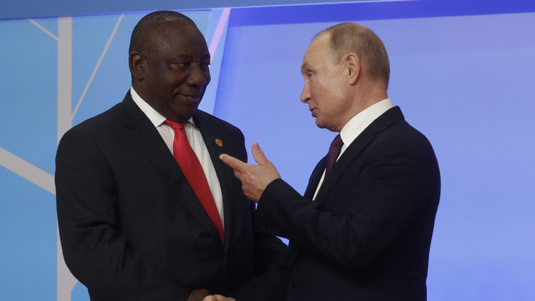Putin sa afričkim liderom razgovarao o rešavanju sukoba u Ukrajini