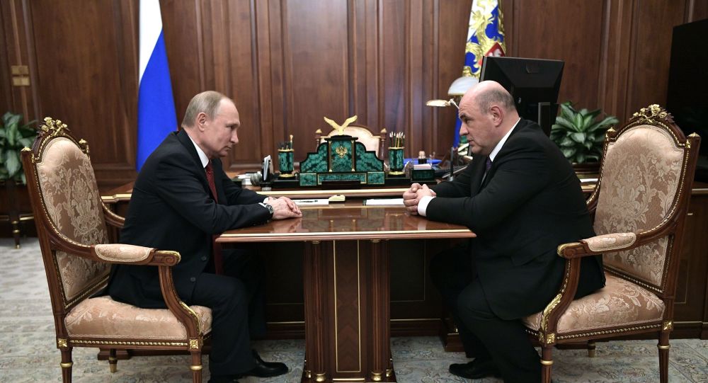 Putin za premijera predložio šefa Federalne poreske službe 