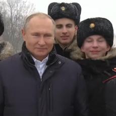 Putin zapucao iz topa (VIDEO)