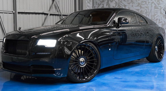 R1 Motorsport Rolls-Royce Wraith