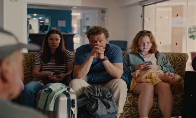 RAJSKO OSTRVO TENERIFE POSTAĆE PAKLENA DESTINACIJA: Porodična drama „Pod vulkanom” od sutra u bioskopima