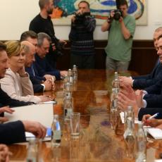 RASTE SRPSKO GASNO TRŽIŠTE: Predsednik Srbije razmatrao nove projekte sa predstavnikom Gasproma