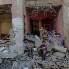 RAT OD PAR DANA OSTAVIO VIŠEGODIŠNJE POSLEDICE: Gaza potpuno uništena, pomoć joj je hitno neophodna (VIDEO)