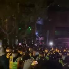REKORDNA STOPA ZARAŽENOSTI KORONOM! U Kini velike brojke nakon vikenda i PROTESTA širom zemlje