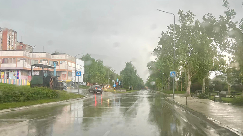 RHMZ: Upozorenje na vremenske nepogode, crveni meteo-alarm u istočnoj Srbiji