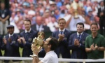 RODžER UBEDLjIVO DO 19. GREND SLEM TROFEJA: Federer preko povređenog Čilića do osme vimbldonske krune
