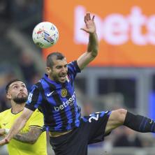 ROLERKOSTER U KALČU: Kiksnuli i Inter i Napoli, sve je u rukama svetloplavih