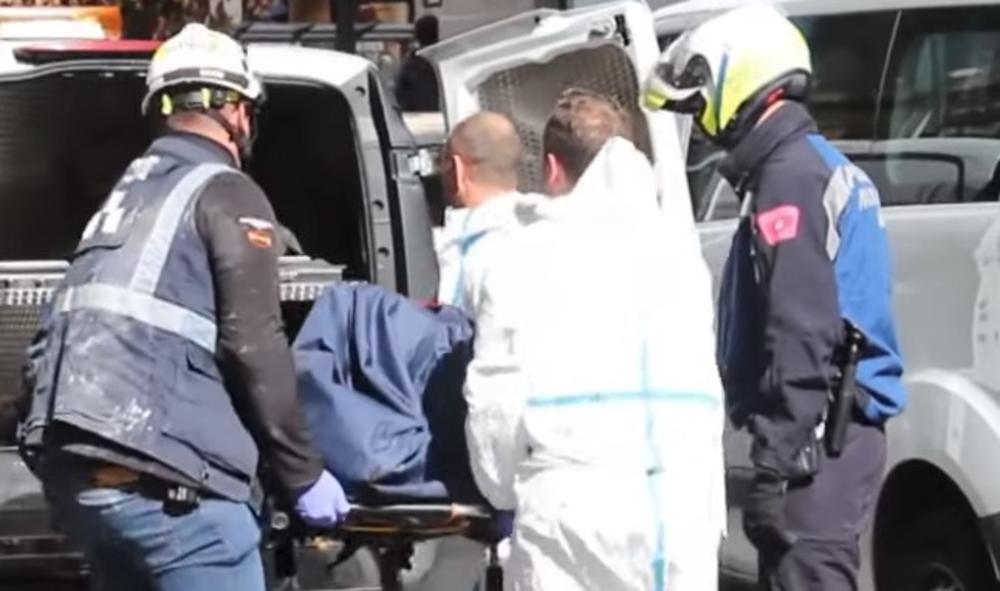 RONALDO POTREŠEN ZBOG TRAGEDIJE U NJEGOVOM HOTELU: Čovek pao sa osmog sprata i poginuo u centru Madrida (UZNEMIRUJUĆI VIDEO)