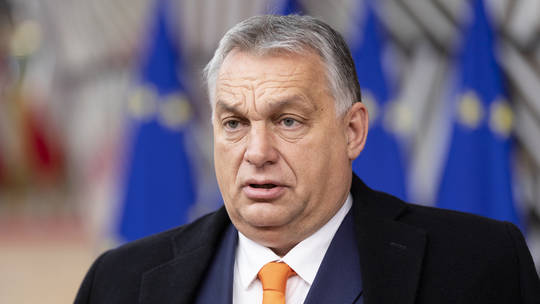 RT: Čekamo odgovor iz Brisela koliko dugo će Evropa da puca sebi u noge - Orban