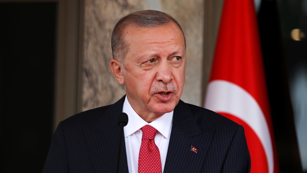 RT: Erdogan razmatra proterivanje 10 zapadnih ambasadora zbog poziva da se oslobodi zatvoreni opozicionar Kavala