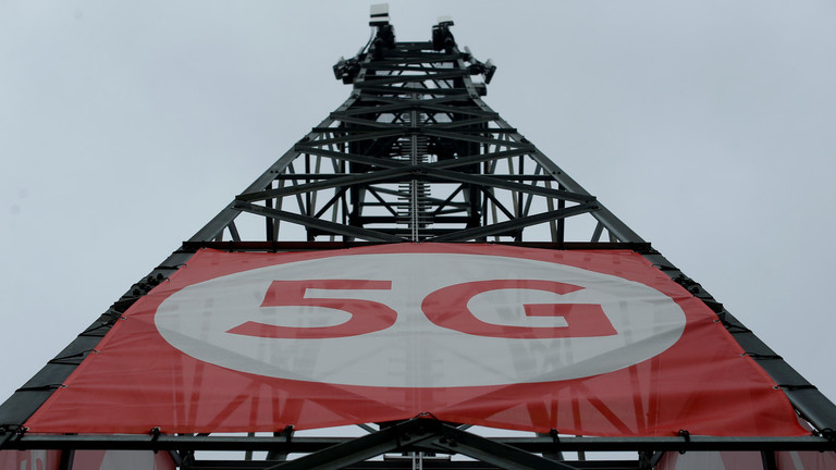 RT: „Globalna katastrofa“: Aktivista upozorava da su 5G mreže „veliko eksperimentisanje zdravljem“