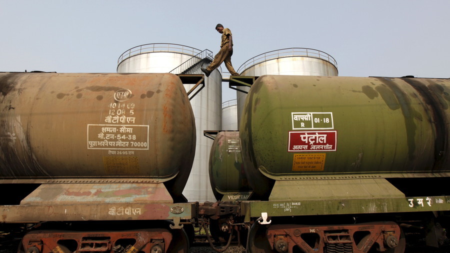 RT: Indija i Iran treba da nastave trgovinu sa naftom uprkos iritantnom pritisku SAD - Nemačka