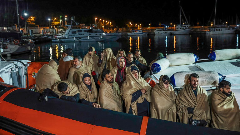 RT: Italija proglasila vanredno stanje zbog migracija