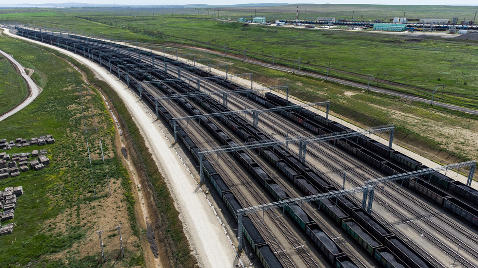 RT: Kina utrostručila kupovinu uglja iz Rusije nakon obustave uvoza iz Australije