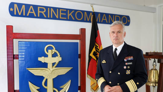 RT: Komandant nemačke mornarice podneo ostavku zbog komentara o Krimu i Putinu