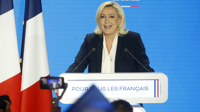 RT: Le Pen može da preuzme vlast u Francuskoj – Makron