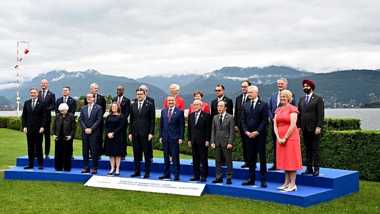 RT: Ministri G7 će objaviti mapu puta za korišćenje zamrznute ruske imovine