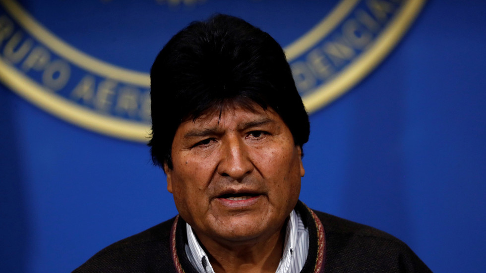 RT: Predsednik Bolivije podneo ostavku