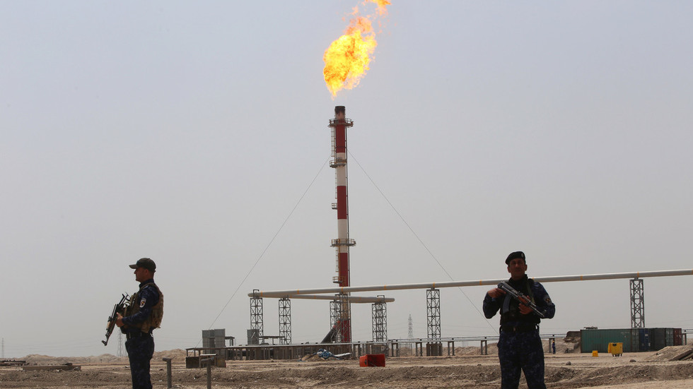 RT: Prvi metak ispaljen u Persijskom zalivu će podići cenu nafte iznad 100 dolara - Teheran