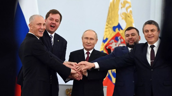 RT: Putin potpisao sporazume o pristupanju DNR, LNR, Zaporoške i Hersonske oblasti Rusiji