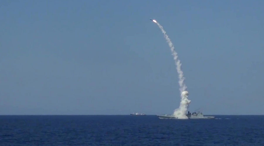 RT: Ruska fregata ispalila krstareće rakete na teroriste u Deir ez-Zoru