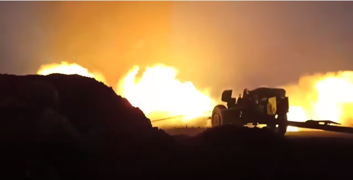 RT: Ruska vojska gađala naftnu buštoinu protivtenkovskim topom kako bi ugasila požar