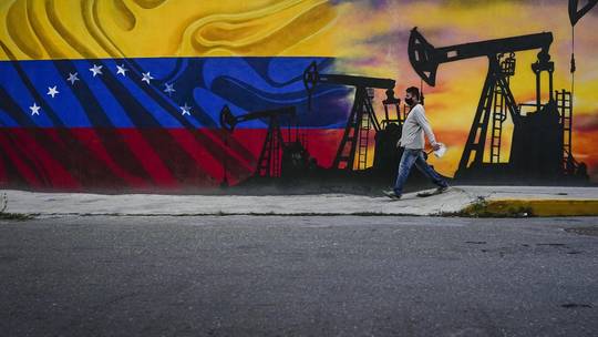 RT: SAD ublažile naftni embargo Venecueli