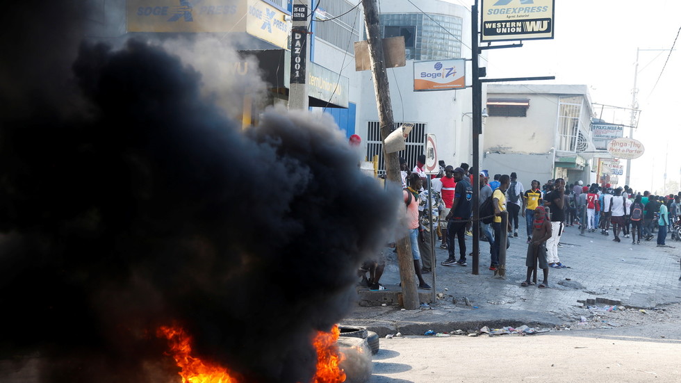 RT: Sprečen pokušaj državnog udara na Haitiju, kaže predsednik zemlje usred tenzija između njega i opozicije
