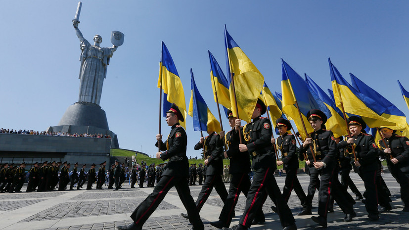 RT: „Vraćamo se našim izvorima i našoj ukrajinskoj istoriji“ - Porošenko