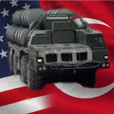 RUSI JOŠ JEDNOM MATIRALI AMERE: Isporuka S-400 Turskoj bacila Vašington na kolena
