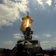 RUSI PRAVE NOVO ORUŽJE: Visokoprecizna krstareća raketa Kalibar M moćnija nego ikad, od ovoga NEMA ODBRANE (VIDEO)