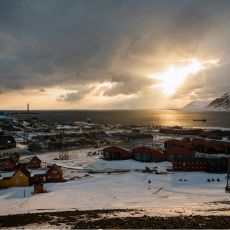 RUSIJA I NORVEŠKA NA IVICI RATA?! Moguć opasan razvoj događaja zbog poteza Osla na severnom ostrvu Svalbard