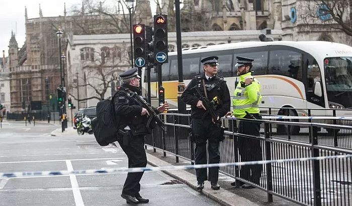 Racije u Londonu nakon terorističkog napada