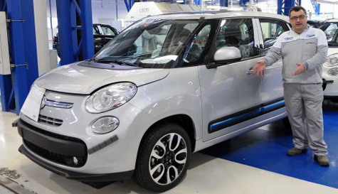 Radnici Fiata dobili zvaničnu ponudu od poslovodstva, nastavak pregovora u ponedeljak