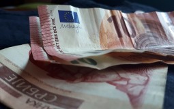 
					Radosavljević: Više zemalja se zadužilo jeftinije od Srbije 
					
									