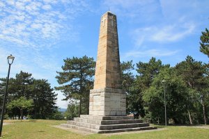 Radovi na rekonstrukciji spomenika ruskim dobrovoljcima ulaze u završnu fazu