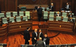 
					Ramadani: Razlike u stavovima o taksama neće se odraziti na podršku SAD Vojsci Kosova 
					
									