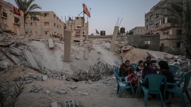 Ramazan u Gazi: Iftar na ruševinama zgrada