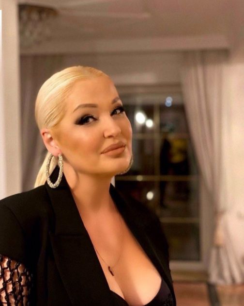 Raskoš od 300 kvadrata i pola miliona evra: Sanja Đorđević otvara vrata svog doma u Jajincima FOTO