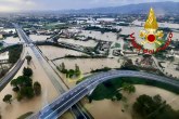 Raste broj poginulih u poplavama u Toskani VIDEO