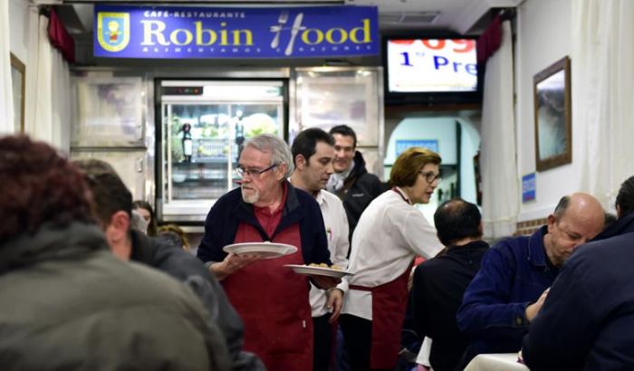 Restoran Robin Hud: Naplaćuje bogatima i hrani siromašne
